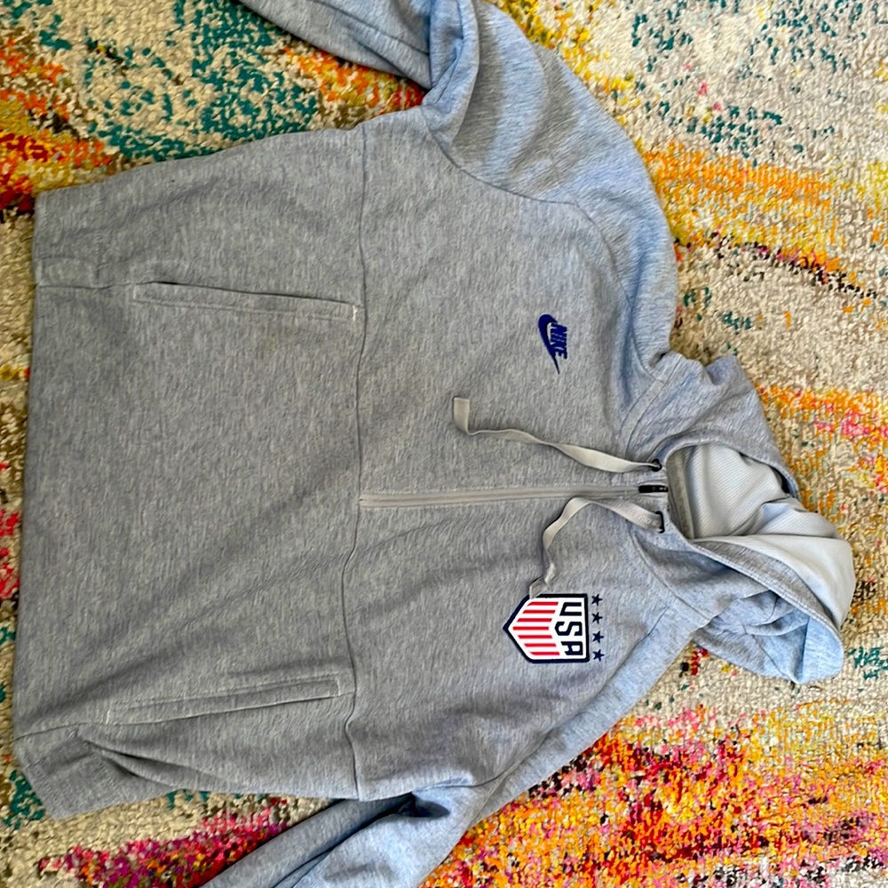 Women’s Nike Dri Fit US woman’s national soccer team hoodie